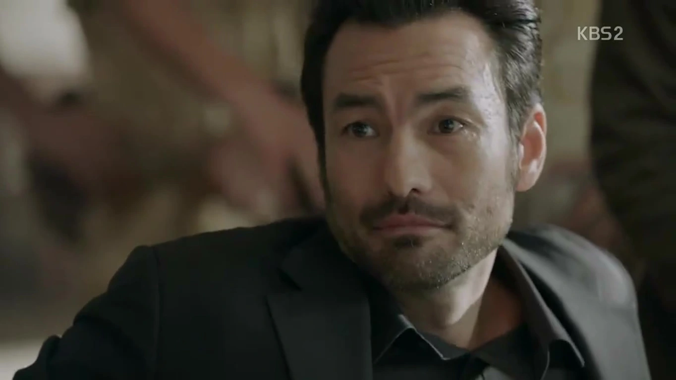 David Lee McInnis dans Descendants of the Sun