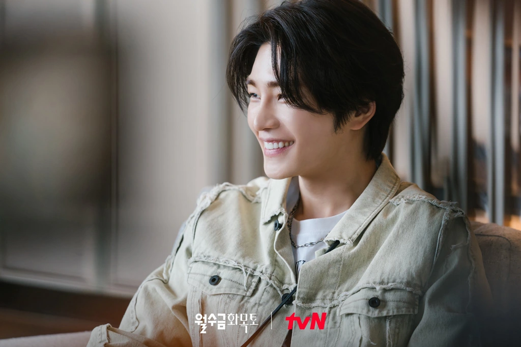 Kim Jae-Young as Kang Hae-Jin in 2022 KDrama "Love in Contract"