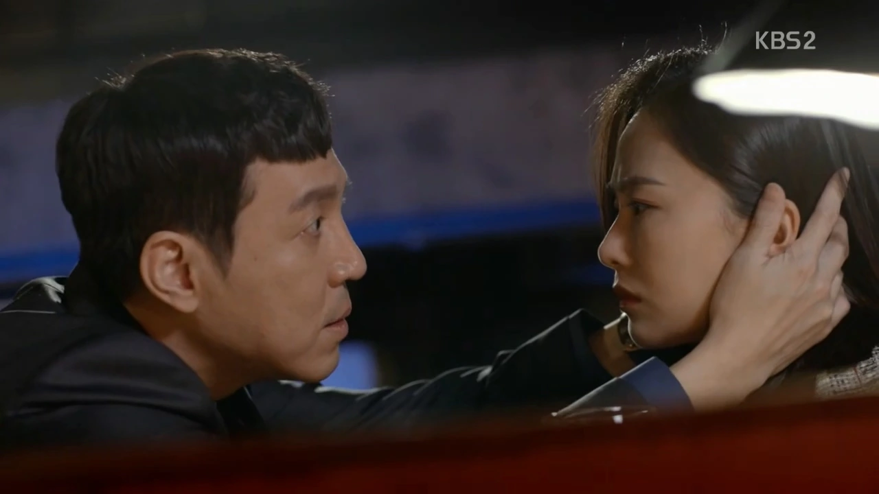 Hong Soo-Hyun et Choi Won-Young dans Mad Dog