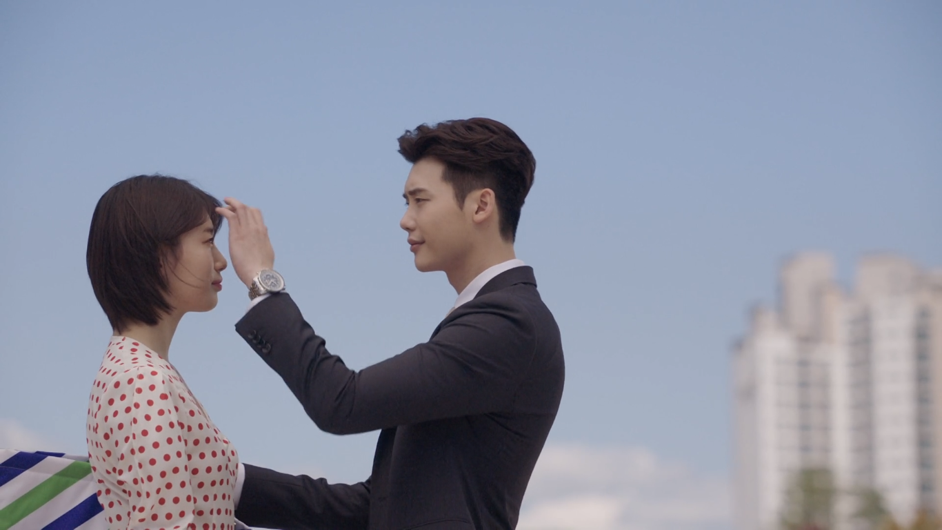 Suzy and Lee Jong-Suk in While You Were Sleeping